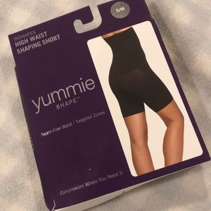 NIB yummie shape High Waist Shaping Shorts